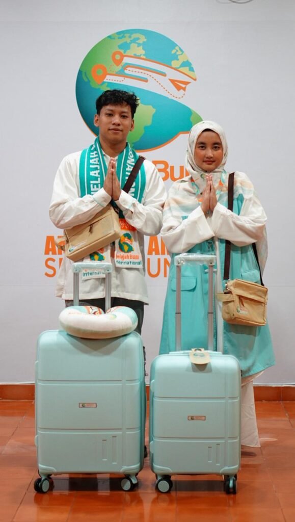 perlengkapan haji dan umrah