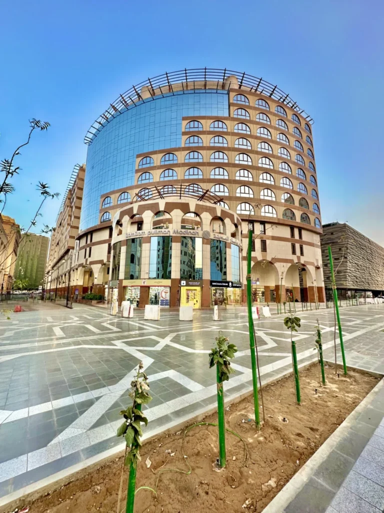 10 rekomendasi hotel